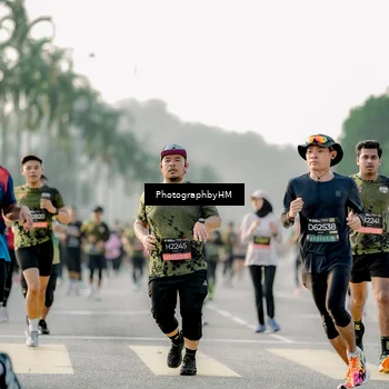 Runner Photo 6682202