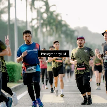 Runner Photo 6682206