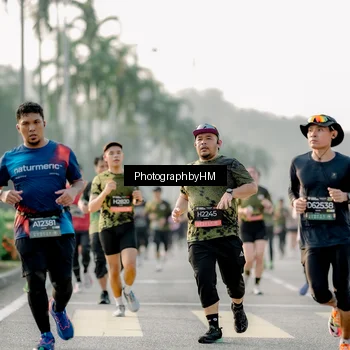 Runner Photo 6682210