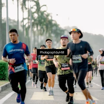 Runner Photo 6682224