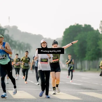 Runner Photo 6682245