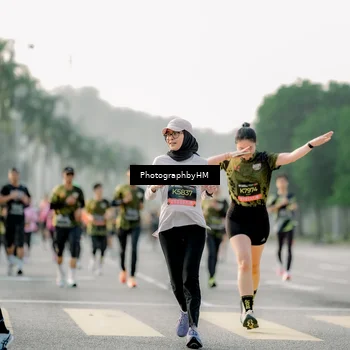 Runner Photo 6682256