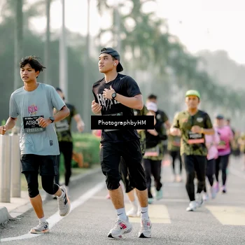 Runner Photo 6682329