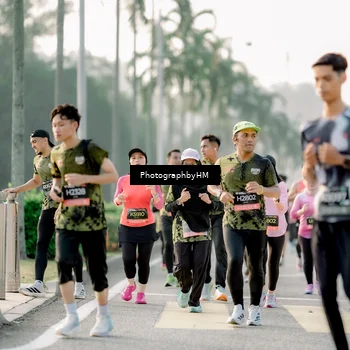 Runner Photo 6682335
