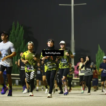 Runner Photo 6682342