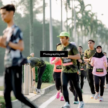 Runner Photo 6682343