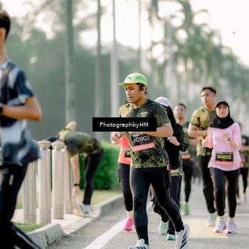 Runner Photo 6682346