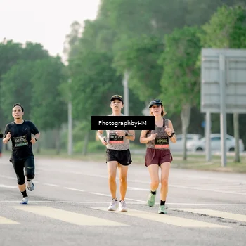 Runner Photo 6682352