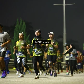 Runner Photo 6682549