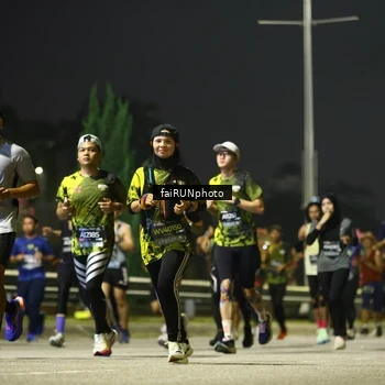 Runner Photo 6682550