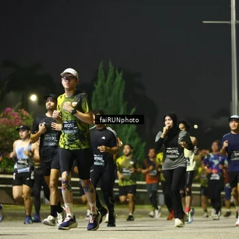 Runner Photo 6682785
