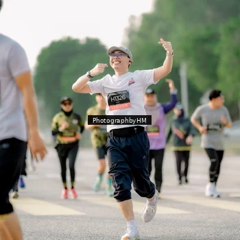 Runner Photo 6683376
