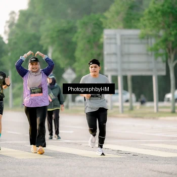 Runner Photo 6683392