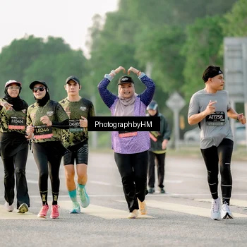 Runner Photo 6683401