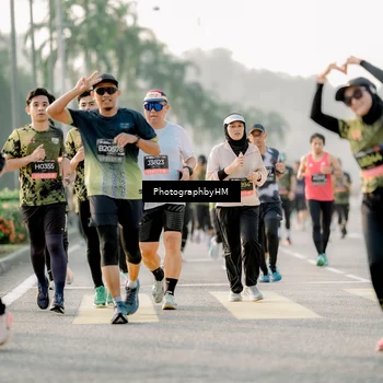 Runner Photo 6683417
