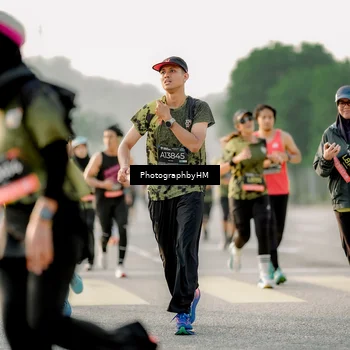 Runner Photo 6683448