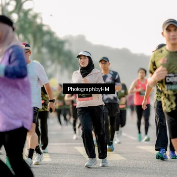 Runner Photo 6683457