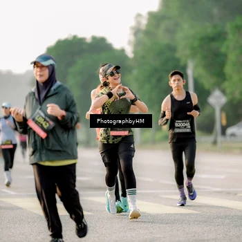 Runner Photo 6683473