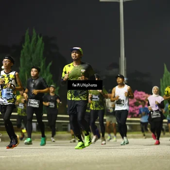 Runner Photo 6683518