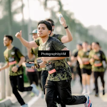 Runner Photo 6683544