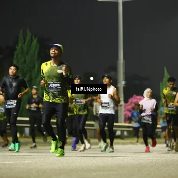 Runner Photo 6683569
