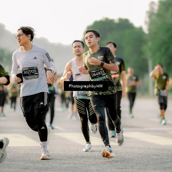 Runner Photo 6683576