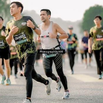 Runner Photo 6683590