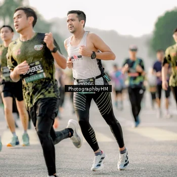 Runner Photo 6683591