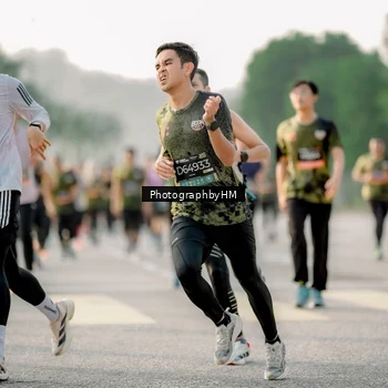 Runner Photo 6683592