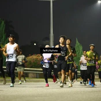 Runner Photo 6683637