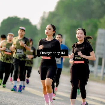 Runner Photo 6683735