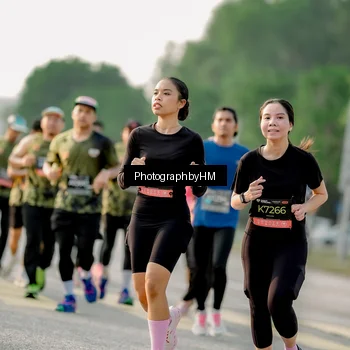 Runner Photo 6683736