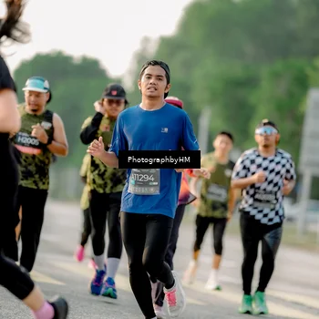 Runner Photo 6683753