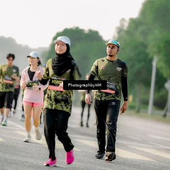 Runner Photo 6683792