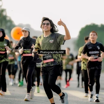Runner Photo 6683871