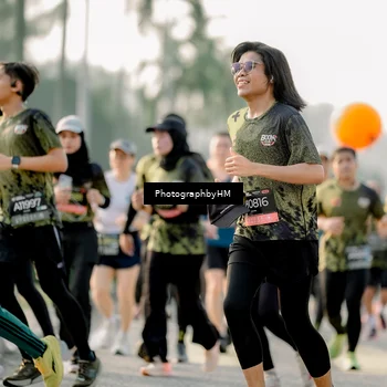 Runner Photo 6683879