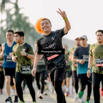 Runner Photo 6683889