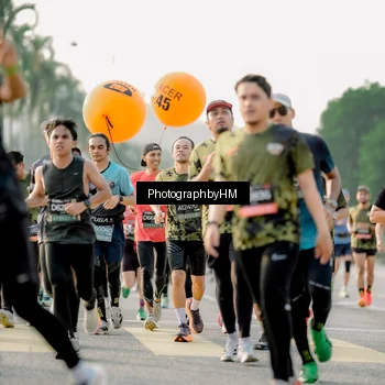 Runner Photo 6683891