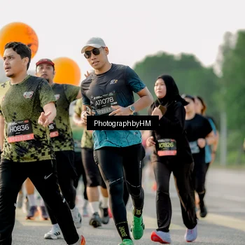 Runner Photo 6683893