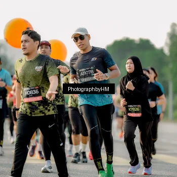 Runner Photo 6683897