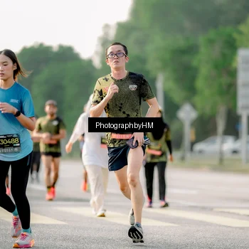 Runner Photo 6683928