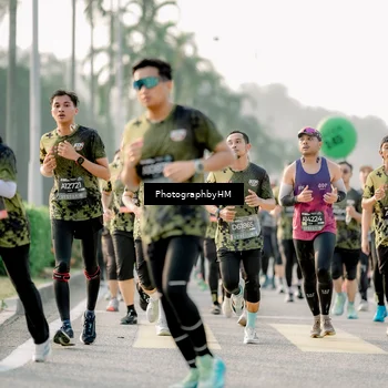 Runner Photo 6683975