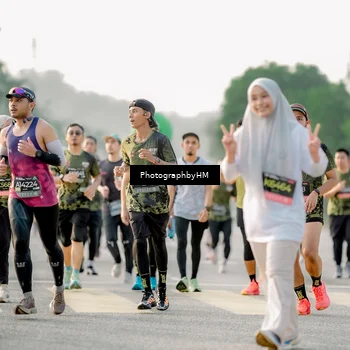 Runner Photo 6683995
