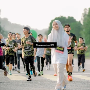 Runner Photo 6683996