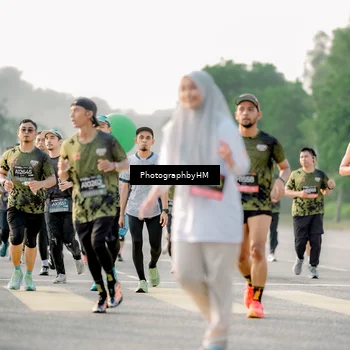 Runner Photo 6684000