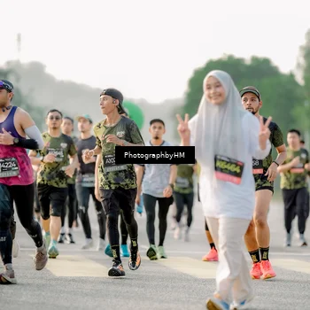 Runner Photo 6684001