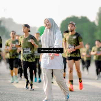 Runner Photo 6684005