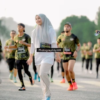 Runner Photo 6684007