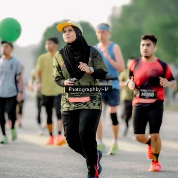 Runner Photo 6684021