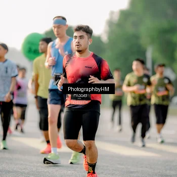 Runner Photo 6684031